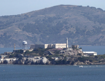 Trump ordenó reabrir la prisión de Alcatraz